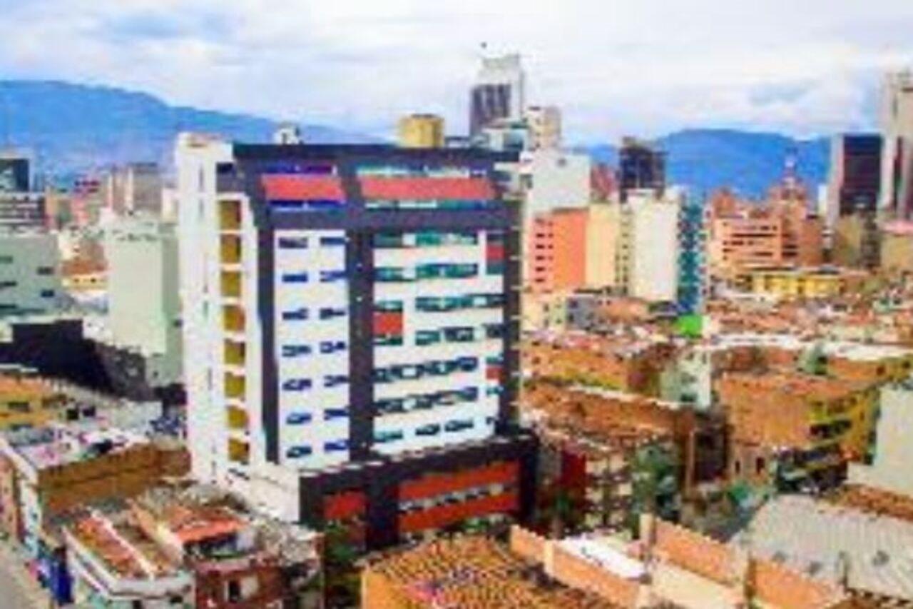 3H Hotel Centro Historico เมเดยิน ภายนอก รูปภาพ