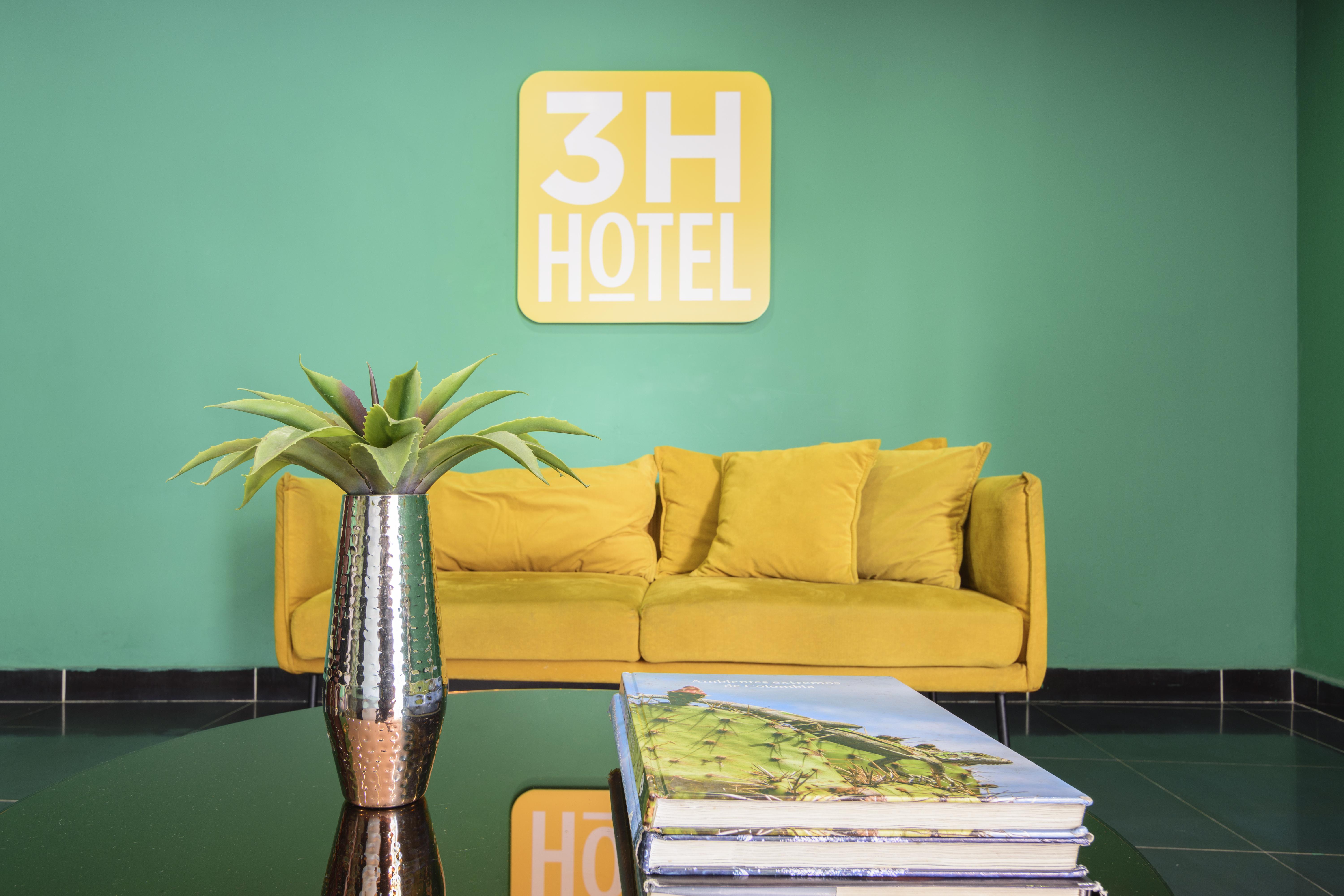 3H Hotel Centro Historico เมเดยิน ภายนอก รูปภาพ