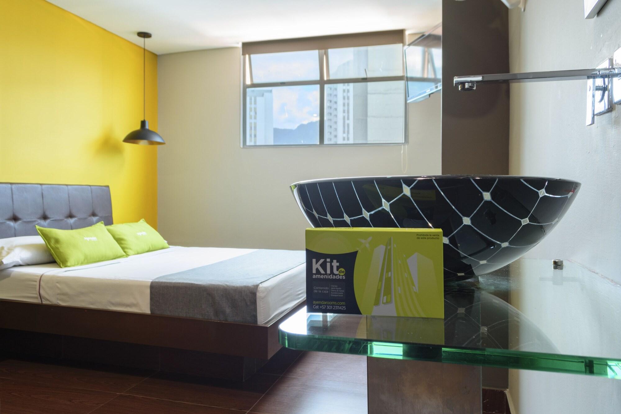 3H Hotel Centro Historico เมเดยิน ภายนอก รูปภาพ
