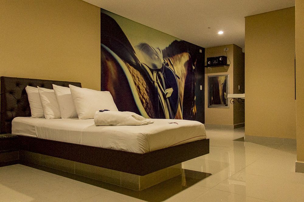 3H Hotel Centro Historico เมเดยิน ภายนอก รูปภาพ
