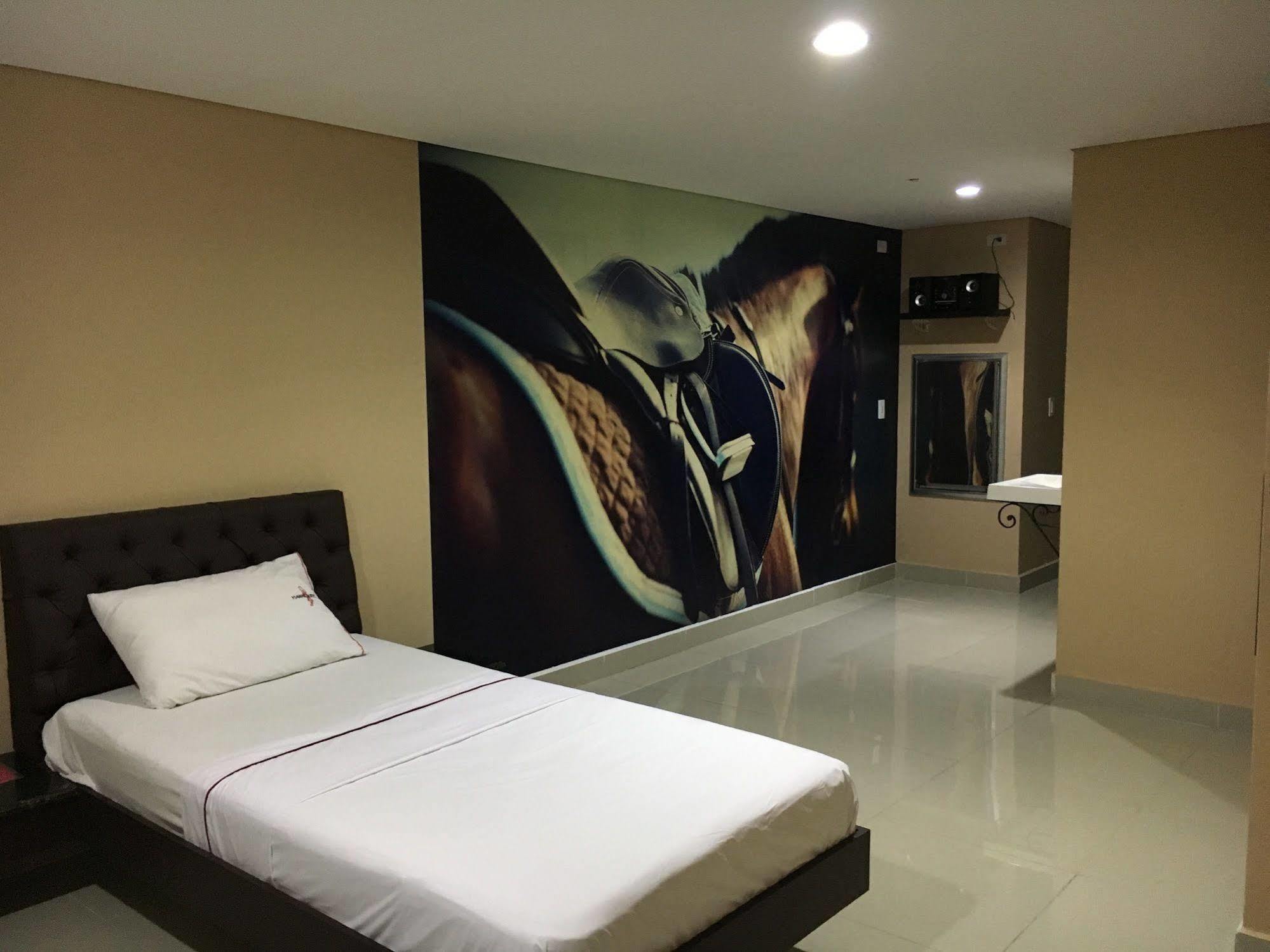 3H Hotel Centro Historico เมเดยิน ภายนอก รูปภาพ