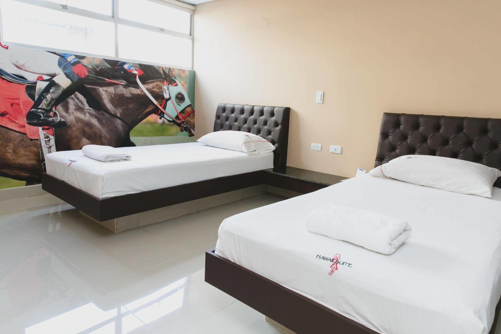 3H Hotel Centro Historico เมเดยิน ภายนอก รูปภาพ